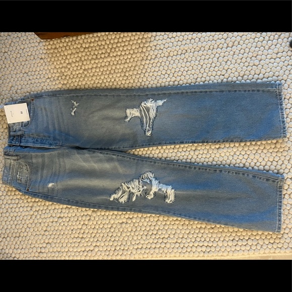 High Rise Destructed Boyfriend Jeans (Windsor) - Picture 4 of 5